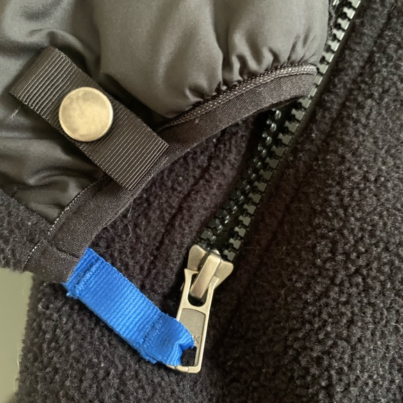 THE NORTH FACE BOYS JACKET BLACK WITH BLUE SIZE M AGE 10 - 12 - Picture 6 of 10